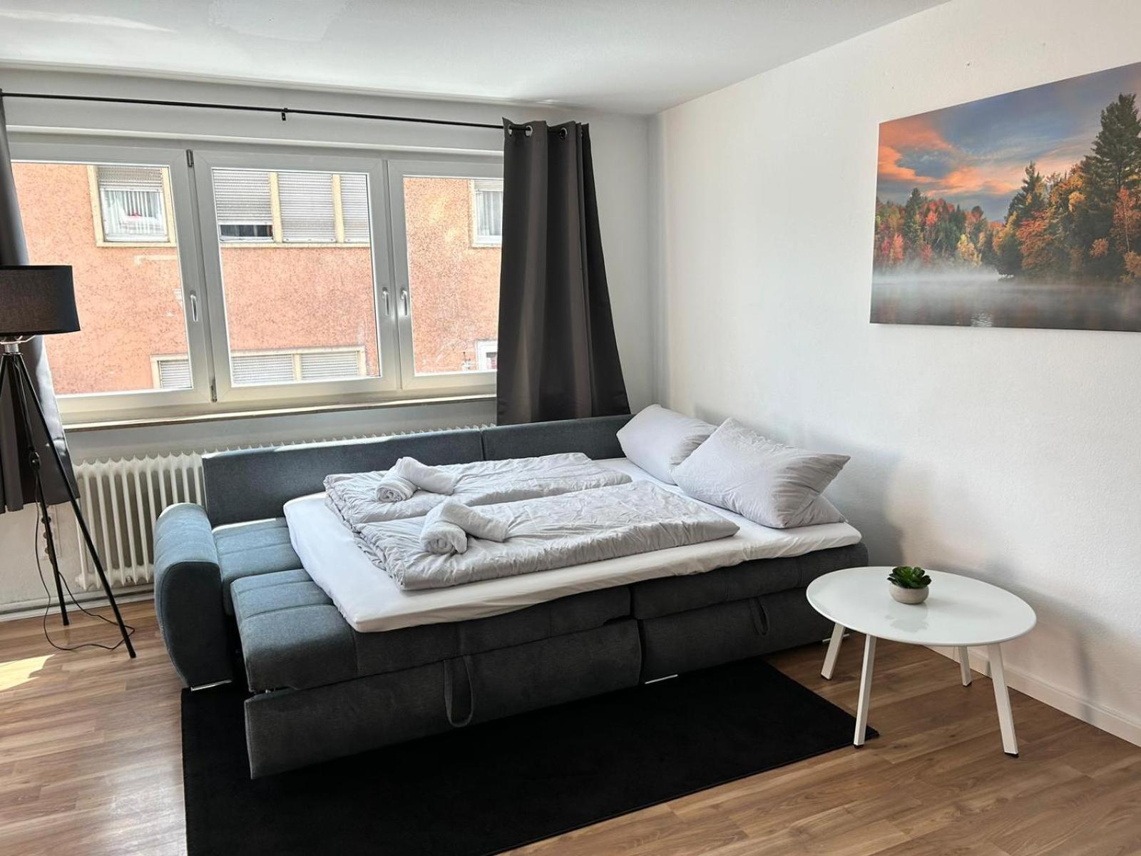 Unter Den Daechern Grillen In Bester Lage Innenstadt Stellplatz Heilbronn Exterior foto